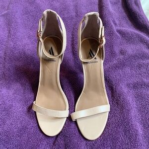NWOB Ava & Aiden Tan Leather Heel Sandals sz 8.5 M